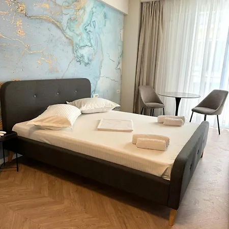 Nord Aparthotel 3*